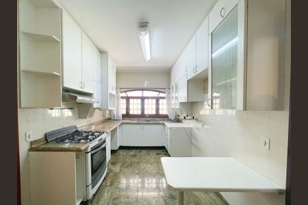 9_photo/94cf033d05.ceff8192393c33de-ATLAS-3d7b8a3a-b0d7-4e91-83fa-067f14ef9a29.jpg de casa para alugar com 4 quartos, 445m² em Residencial Nove (Alphaville), Santana de Parnaíba