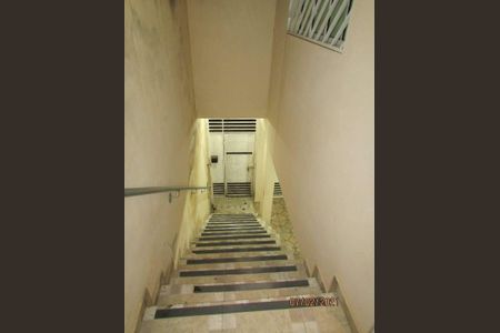 36_photo/94cf038971.2b4381d368a6f37f-ATLAS-d249eead-39c4-4a14-92da-627e84bf630f.jpg de casa à venda com 2 quartos, 220m² em Jardim Florida, Barueri