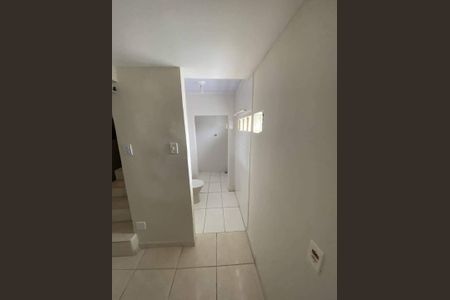 3_photo/94cf038977.5564e16b2c01dcfa-ATLAS-9af82bd1-a655-49cc-b59f-4ed095f55d8b.jpg de casa à venda com 5 quartos, 300m² em Jardim Florida, Barueri