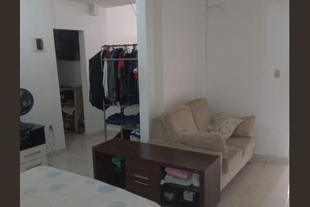 6_photo/94cf03897d.2f15d505e37c7ac5-ATLAS-2b4b6bba-662f-4bb6-ae22-a2faa473f6d2.jpg de casa à venda com 6 quartos, 300m² em Parque Ribeiro de Lima, Barueri