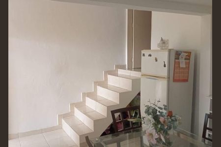 7_photo/94cf03897d.2f15d505e37c7ac5-ATLAS-318c0194-a215-462b-8dfd-5d3d267e4212.jpg de casa à venda com 6 quartos, 300m² em Parque Ribeiro de Lima, Barueri