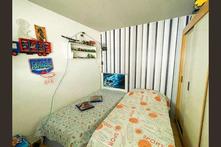 5_photo/94cf038991.4cea1a0b3f6bbd2f-ATLAS-3d86be68-5f94-45d4-8495-e184253e3a4b.jpg de casa à venda com 2 quartos, 70m² em Jardim Florida, Barueri