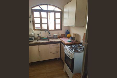 9_photo/94cf038991.4cea1a0b3f6bbd2f-ATLAS-e9dbd42a-a003-4ef2-9282-815d51753fff.jpg de casa à venda com 2 quartos, 70m² em Jardim Florida, Barueri