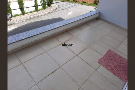 8_photo/94cf038b95.49e5f4e107e90c19-ATLAS-db3ebc0d-3f3a-4b86-ba8a-d568d9ba77f9.jpg de casa à venda com 3 quartos, 335m² em Jardim Florida, Barueri