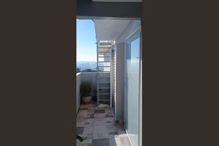 7_photo/94cf038bd1.f861ecc718bdcbd7-ATLAS-47f387cb-6d3a-4d8c-83f2-6ca9b4804d7a.jpg de casa à venda com 6 quartos, 300m² em Jardim Florida, Barueri