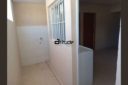 3_photo/94cf038c57.2c661c4d60eb17da-ATLAS-6440ff38-e5f0-44c9-aa6c-42ff3c351454.jpg de casa para alugar com 2 quartos, 50m² em Jardim Florida, Barueri