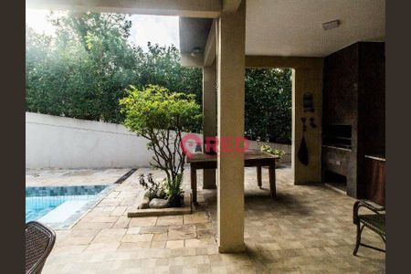 1_photo/94cf03923f.2a17df7df6ae08cb-ATLAS-0a328cfd-fe18-41d9-b511-56aa99acdc30.jpg de casa à venda com 4 quartos, 380m² em Jardim Florida, Barueri