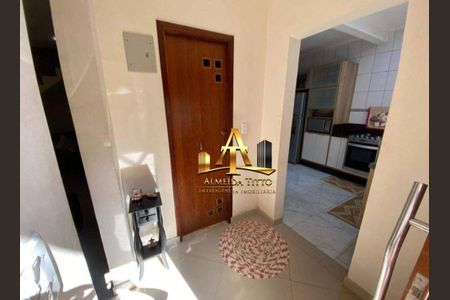 4_photo/94cf0393a3.3a7e13b4e8fd3bcb-ATLAS-1af54d2d-9f7a-4718-a5a1-304eaf1cc0ab.jpg de casa à venda com 4 quartos, 180m² em Vila Universal, Barueri