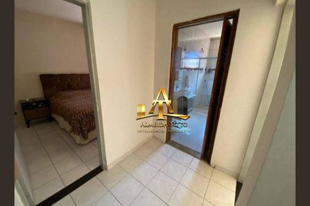 10_photo/94cf0393a3.3a7e13b4e8fd3bcb-ATLAS-38cf4d9a-07dc-4be9-b1de-5258f64afe3c.jpg de casa à venda com 4 quartos, 180m² em Vila Universal, Barueri