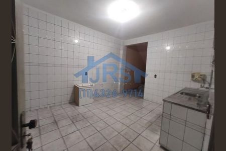 4_photo/94cf0399db.e100dba37721dde7-ATLAS-9374b349-cd7c-4a1c-bab2-20bb5235d630.jpg de casa à venda com 4 quartos, 199m² em Vila Engenho Novo, Barueri