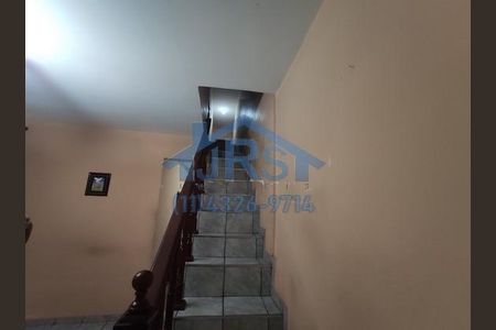 8_photo/94cf0399db.e100dba37721dde7-ATLAS-9d4216c3-2123-40e0-958d-dbf3df1501e2.jpg de casa à venda com 4 quartos, 199m² em Vila Engenho Novo, Barueri