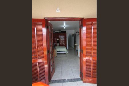 7_photo/94cf039a35.e3a954dfb45dd8a0-ATLAS-a97a5a83-244e-4719-9c18-fd4531c5e7fa.jpg de casa à venda com 3 quartos, 250m² em Vila Engenho Novo, Barueri