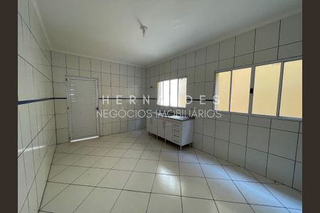 3_photo/94cf039d45.68ffb74607fc1d8f-ATLAS-83a3b0fe-d028-4b89-927b-2bba593027bc.jpg de casa à venda com 3 quartos, 165m² em Vila Engenho Novo, Barueri