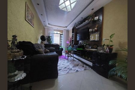 7_photo/94cf039e1d.dda3a78fb47de289-ATLAS-09013a12-77e1-4e26-92cd-1db67bbd8719.jpg de casa à venda com 3 quartos, 359m² em Jardim Graziela, Barueri