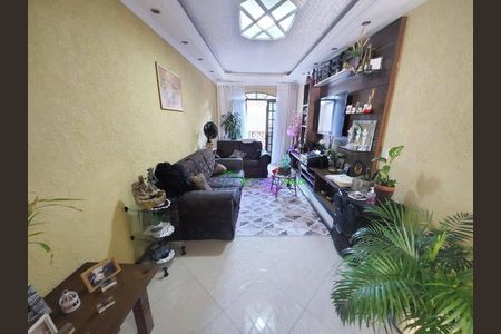 4_photo/94cf039e1d.dda3a78fb47de289-ATLAS-dc1261fa-26f9-4d29-a8df-ee5002e32320.jpg de casa à venda com 3 quartos, 359m² em Jardim Graziela, Barueri