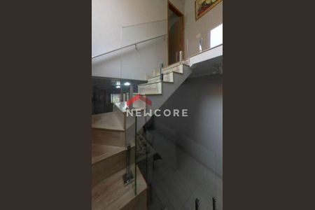 7_photo/94cf039e29.659d7f3f71f48841-ATLAS-7b536c34-1224-4aeb-aac2-d43e4f1cfb08.jpg de casa à venda com 3 quartos, 140m² em Jardim Graziela, Barueri