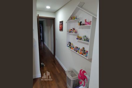 3_photo/94cf039f8d.2f15d505e37c7ac5-ATLAS-26beb4ba-381c-4bc7-ad8d-0046069ff190.jpg de casa à venda com 4 quartos, 225m² em Jardim Graziela, Barueri