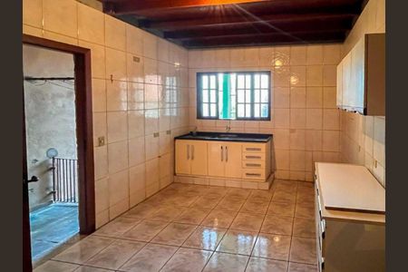 5_photo/94cf03a081.6c4a3f5e6ef89c98-ATLAS-66419c38-7b8a-415d-b651-d4b4bf9a7bfb.jpg de casa à venda com 3 quartos, 270m² em Vila Sao Luiz (Valparaizo), Barueri