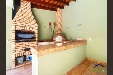 6_photo/94cf03a0b1.92bd7eb76981e119-ATLAS-047c2150-4640-4fa6-aa69-a8acd94d3f87.jpg de casa à venda com 4 quartos, 270m² em Vila Sao Luiz (Valparaizo), Barueri