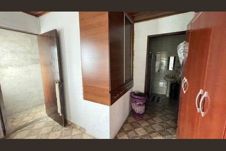 2_photo/94cf03a0ed.a22005448e98a483-ATLAS-c7a3e966-ee88-4c28-bf6e-663ee48b4e4c.jpg de casa à venda com 3 quartos, 250m² em Vila Sao Luiz (Valparaizo), Barueri