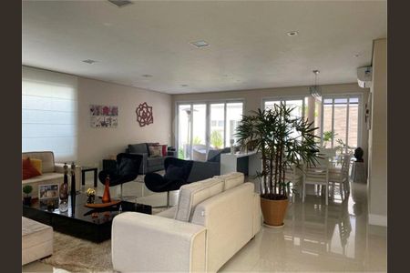 8_photo/94cf03ac73.a64aef6598c47c00-ATLAS-8d245ba8-5635-4157-a3e2-2826b08bc09b.jpg de casa à venda com 4 quartos, 453m² em Alphaville Conde II, Barueri