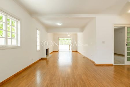 13_photo/94cf03ad09.f0ecc906b832f777-ATLAS-c39b4836-228b-46da-b8ee-81cc5630ee03.jpg de casa para alugar com 3 quartos, 278m² em Alphaville Conde II, Barueri