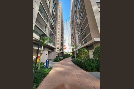 10_photo/94cf03b1e9.42df27761cbea7bc-ATLAS-9e2b690e-013d-4e30-a25c-ee664277be3c.jpg de apartamento à venda com 2 quartos, 52m² em Alphaville Empresarial, Barueri