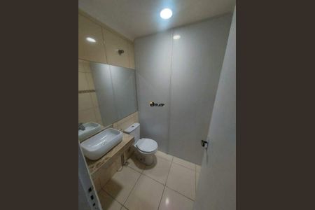 4_photo/94cf03b60b.2661e0e1a1e380b3-ATLAS-332803c8-71bb-4ebe-9e38-c24d6e47d7eb.jpg de casa à venda com 3 quartos, 220m² em Jardim Tupanci, Barueri