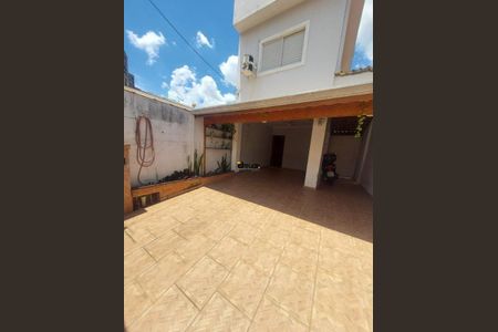 2_photo/94cf03b60b.2661e0e1a1e380b3-ATLAS-c17c79b9-825b-47f1-9694-b6630d986da0.jpg de casa à venda com 3 quartos, 220m² em Jardim Tupanci, Barueri
