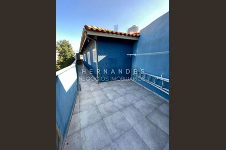 2_photo/94cf03b6f1.7b8a33944a5ff2ac-ATLAS-06f7cf60-df09-465c-be38-800b7aeefa36.jpg de casa à venda com 3 quartos, 260m² em Jardim Tupanci, Barueri