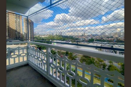 5_photo/94cf03b7ab.0bf895571deddd4a-ATLAS-e0b385ba-79ee-4da4-8ce6-d28926c03f1c.jpg de casa para alugar com 5 quartos, 120m² em Jardim Tupanci, Barueri