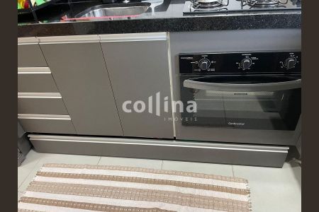 7_photo/94cf03b7ab.ceff8192393c33de-ATLAS-01242233-bced-4bb4-8fda-a0d8de949c30.jpg de casa à venda com 1 quarto, 43m² em Jardim Tupanci, Barueri