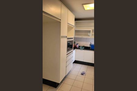 11_photo/94cf03b857.a681a6ab88aa6d11-ATLAS-94af63de-a6d5-4e21-826b-0d78e645c761.jpg de apartamento à venda com 4 quartos, m² em Jardim Tupanci, Barueri