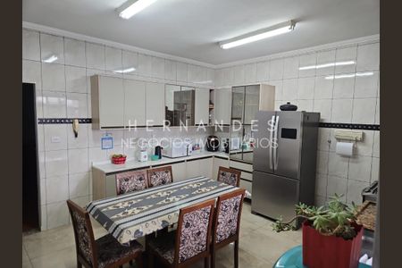 3_photo/94cf03b8bb.93b8fa184532727f-ATLAS-1f19ec2e-5158-4280-a046-e95cdfbeac41.jpg de casa à venda com 3 quartos, 342m² em Jardim Regina Alice, Barueri