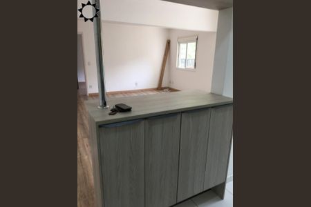 13_photo/94cf03b9c9.b9692a44fb2db996-ATLAS-9ed1afaf-8b2f-47f6-a8a6-f85bd45b748e.jpg de apartamento para alugar com 1 quarto, 68m² em Jardim Tupanci, Barueri