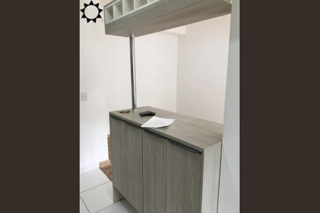 33_photo/94cf03b9c9.b9692a44fb2db996-ATLAS-c93d4d35-e40d-430e-8181-706400f63e52.jpg de apartamento para alugar com 1 quarto, 68m² em Jardim Tupanci, Barueri