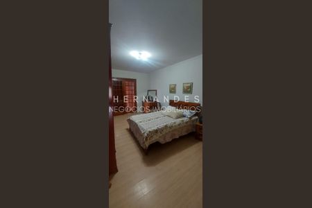 12_photo/94cf03bb89.f902abfa309a2254-ATLAS-a990e595-3a38-45c2-8698-ae0edb658c14.jpg de casa à venda com 5 quartos, 238m² em Jardim Esperanca, Barueri