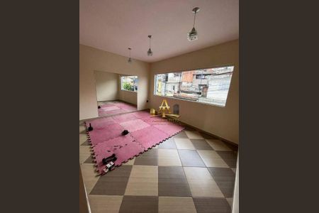 7_photo/94cf03bbc3.2f15d505e37c7ac5-ATLAS-a5cc416e-8546-4c0a-9cb7-fe71d2228f8b.jpg de casa à venda com 3 quartos, 300m² em Jardim Esperanca, Barueri