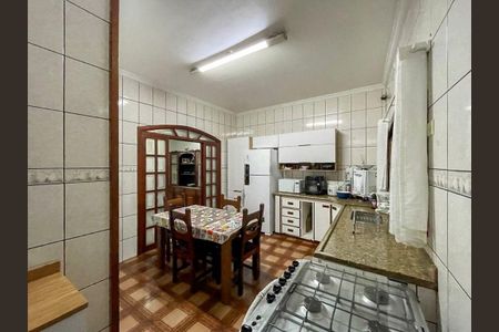 11_photo/94cf03bc09.8ca146e4695ff152-ATLAS-bc05abd9-da52-4150-8f61-16f5bac4169a.jpg de casa à venda com 3 quartos, 199m² em Jardim Esperanca, Barueri