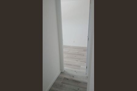 4_photo/94cf03bc49.23351eba74f1df34-ATLAS-50edc54e-392a-4d4d-a032-02b6b845aa4e.jpg de apartamento à venda com 2 quartos, 48m² em Vila Pindorama, Barueri