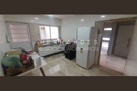 3_photo/94cf03bd83.bbbd32a2c0a3040c-ATLAS-605fb4fa-0cf1-40d1-877b-b582434e2a21.jpg de casa à venda com 4 quartos, 380m² em Jardim Paraiso, Barueri