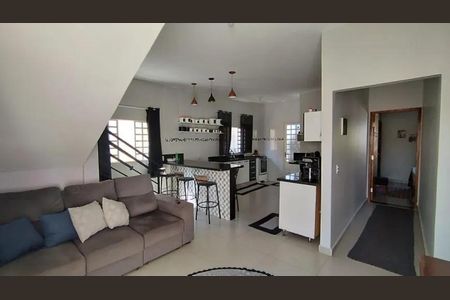 4_photo/94cf03bdad.0f81dd1a9a4f6ffb-ATLAS-3c8420f6-75fe-4d1f-9660-d4b01b138a7e.jpg de casa à venda com 3 quartos, 100m² em Vila Pindorama, Barueri