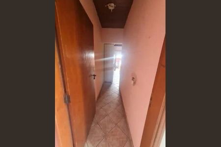 2_photo/94cf03bf2d.dc4c3710a436727e-ATLAS-1f7a4fa2-133e-4efd-b02d-fb277cad7f24.jpg de casa à venda com 3 quartos, 248m² em Jardim Regina Alice, Barueri