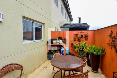 41_photo/94cf03bfd5.20e18beb5a66d940-ATLAS-61a5711e-ab80-41ee-9495-4018aed77580.jpg de casa à venda com 3 quartos, 96m² em Jardim Regina Alice, Barueri