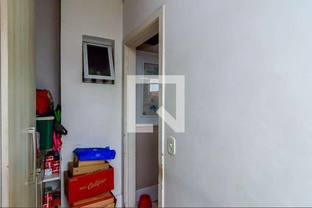 47_photo/94cf03bfd5.20e18beb5a66d940-ATLAS-bfffddff-5465-4e67-847f-402d7d312167.jpg de casa à venda com 3 quartos, 96m² em Jardim Regina Alice, Barueri