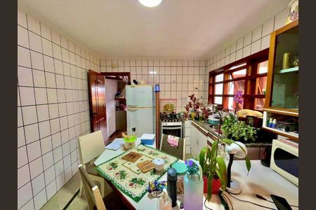 4_photo/94cf03bfd5.4534fda87e61c028-ATLAS-e467ab83-8253-400a-b14d-b5255bb66204.jpg de casa de condomínio à venda com 3 quartos, 106m² em Jardim Regina Alice, Barueri