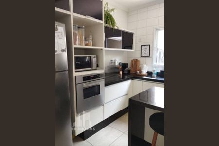 2_photo/94cf03bfd7.6e795dfd64e180cd-ATLAS-d7880d45-dad6-4a66-a6a4-93349cde53ae.jpg de casa à venda com 3 quartos, 96m² em Jardim Regina Alice, Barueri