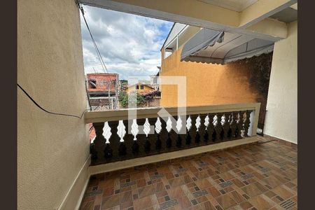 7_photo/94cf03c2cb.af347c9732486112-ATLAS-9d7fe896-6545-42ee-88bd-4e455d172d8b.jpg de casa à venda com 3 quartos, 260m² em Jardim Sao Pedro, Barueri