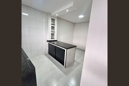 15_photo/94cf03c35b.72c99cad9401b729-ATLAS-97eb1fc0-2d17-4368-883a-2e21d7f01d2a.jpg de casa para alugar com 1 quarto, 50m² em Vila Pouso Alegre, Barueri