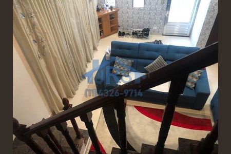 5_photo/94cf03c35f.93b8fa184532727f-ATLAS-1e5faeb2-cc7d-47e4-8db1-759f1fe86b65.jpg de casa à venda com 3 quartos, 125m² em Vila Pouso Alegre, Barueri